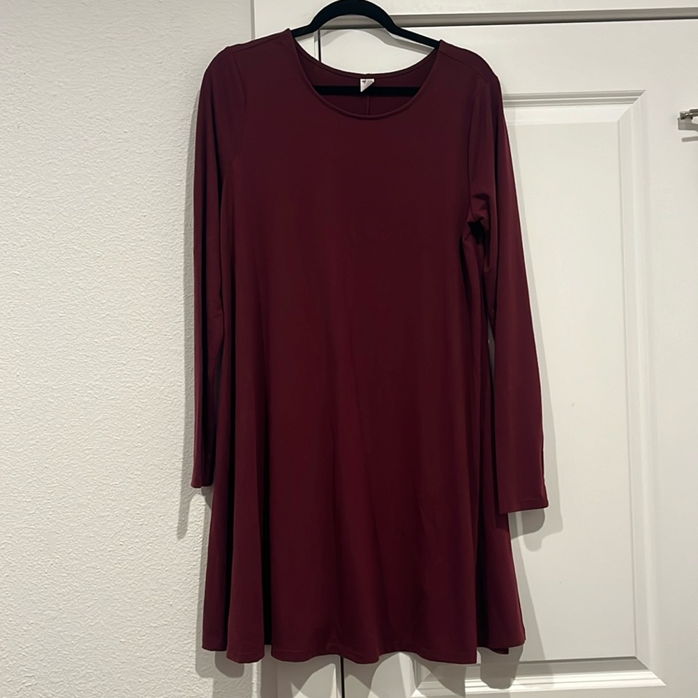 Old Navy Burgundy 3/4 sleeeve tshirt dress
